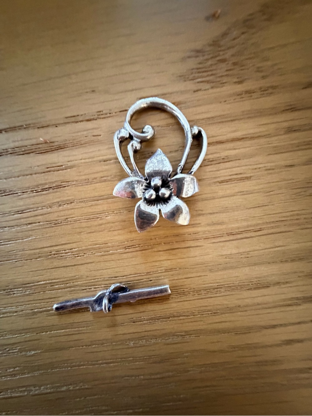 Vintage Silver Floral Toggle Necklace Clasp - Silver